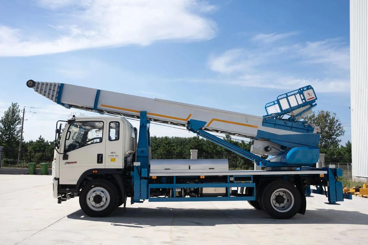 禹城云梯上料车租赁费用