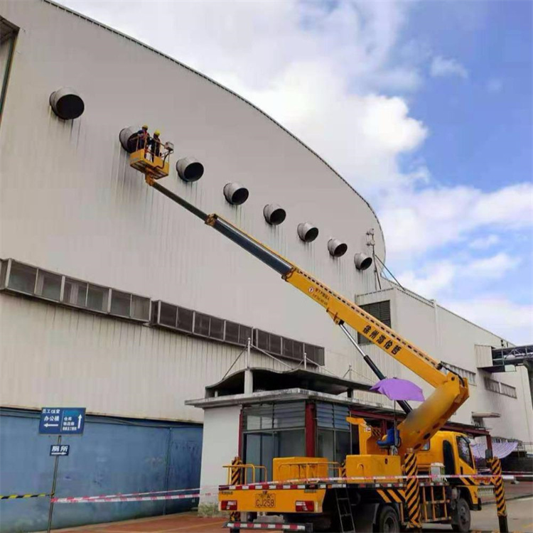 禹城高空作业车出租服务：专业广告牌安装解决方案