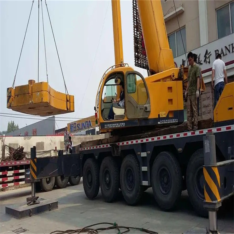 禹城当地吊车出租|机器吊装|75吨|工厂搬迁服务